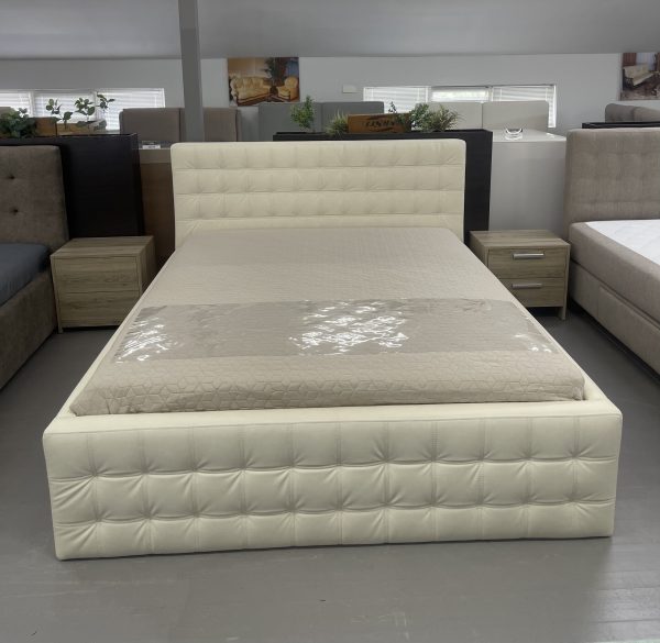 Ліжко Хілтон